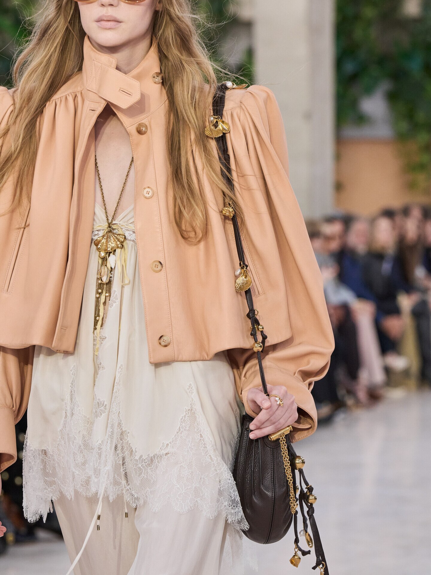 Look 13 - 3