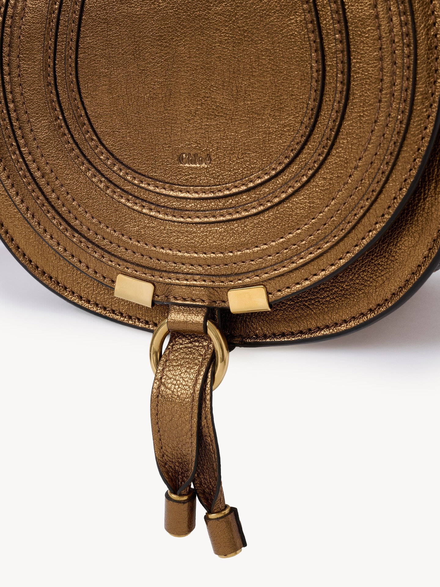 Borsa saddle Marcie piccola in pelle metallizzata - 8