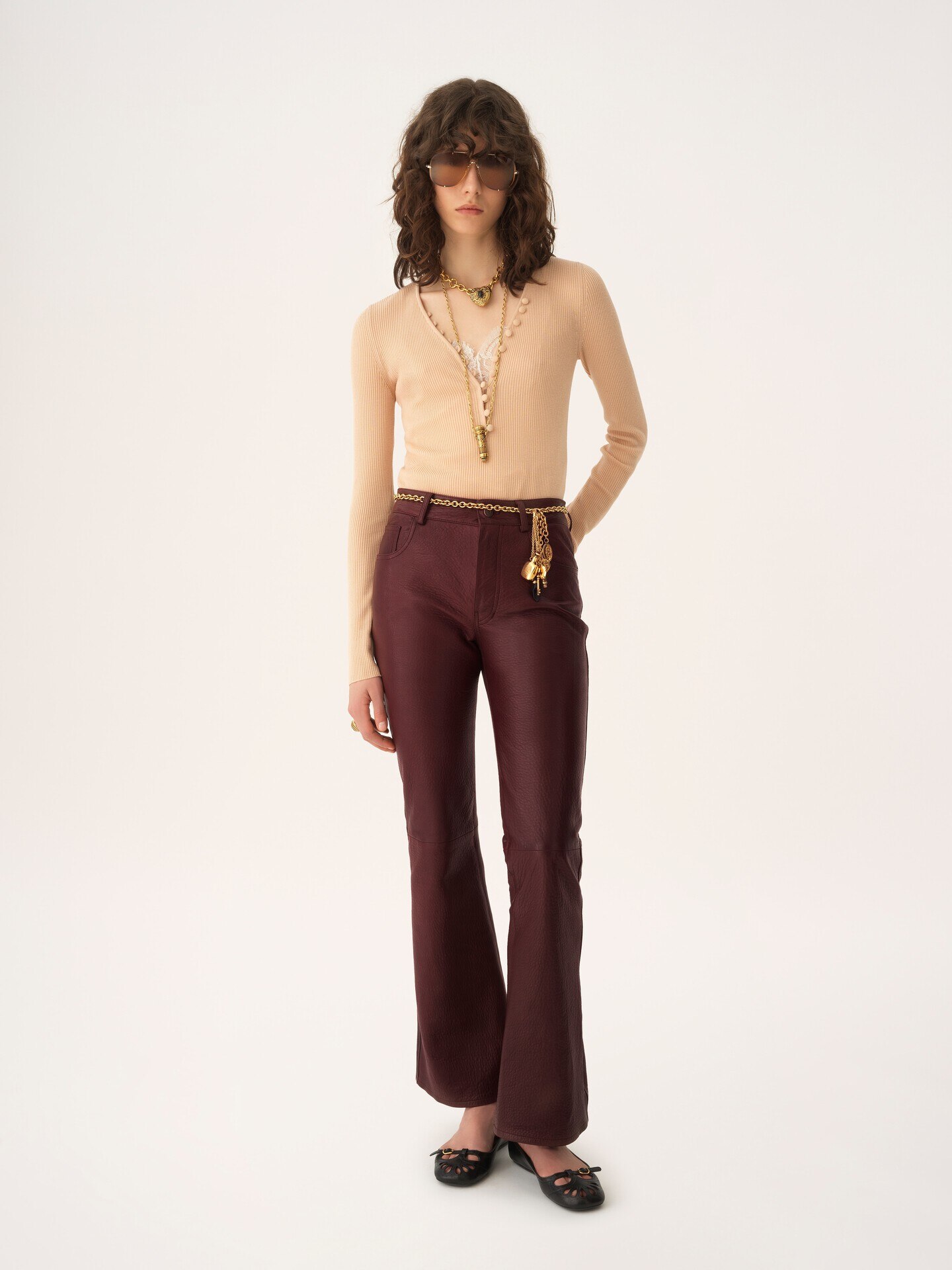 Pantalon &eacute;vas&eacute; en cuir - 4