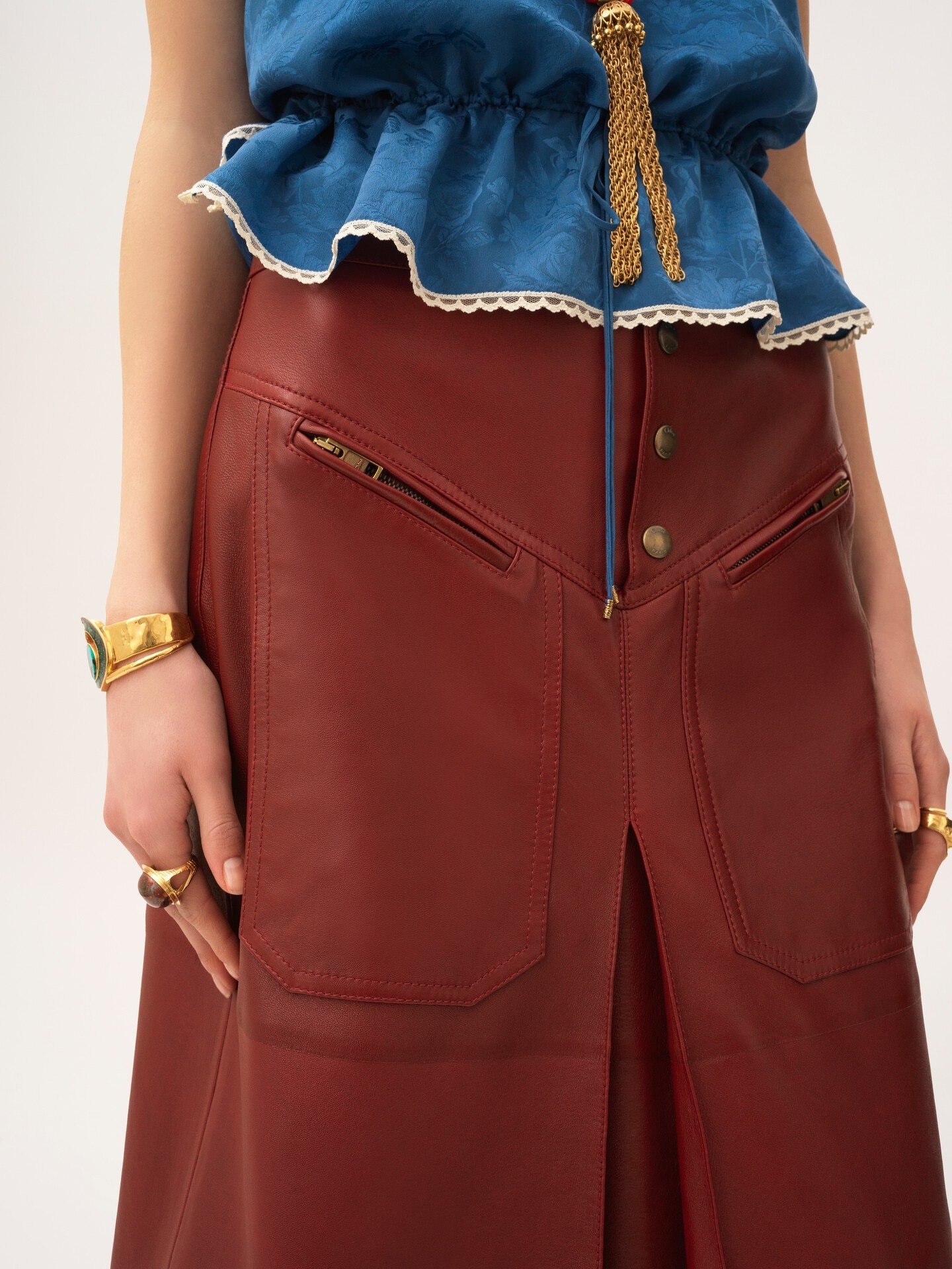 Knee-length skirt in leather - 6