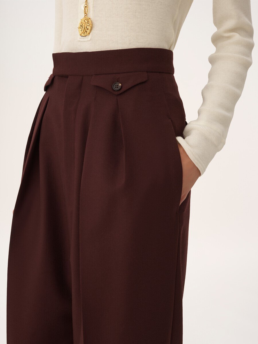 Pantalon taille haute fronc&eacute; en gabardine de laine - 6