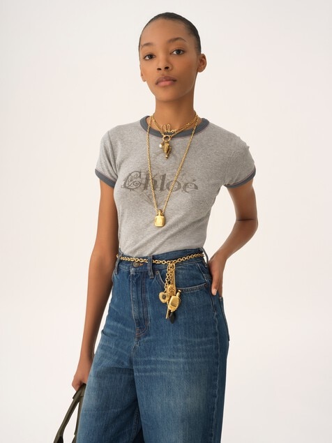 Camiseta ajustada con logotipo de jersey de algod&oacute;n