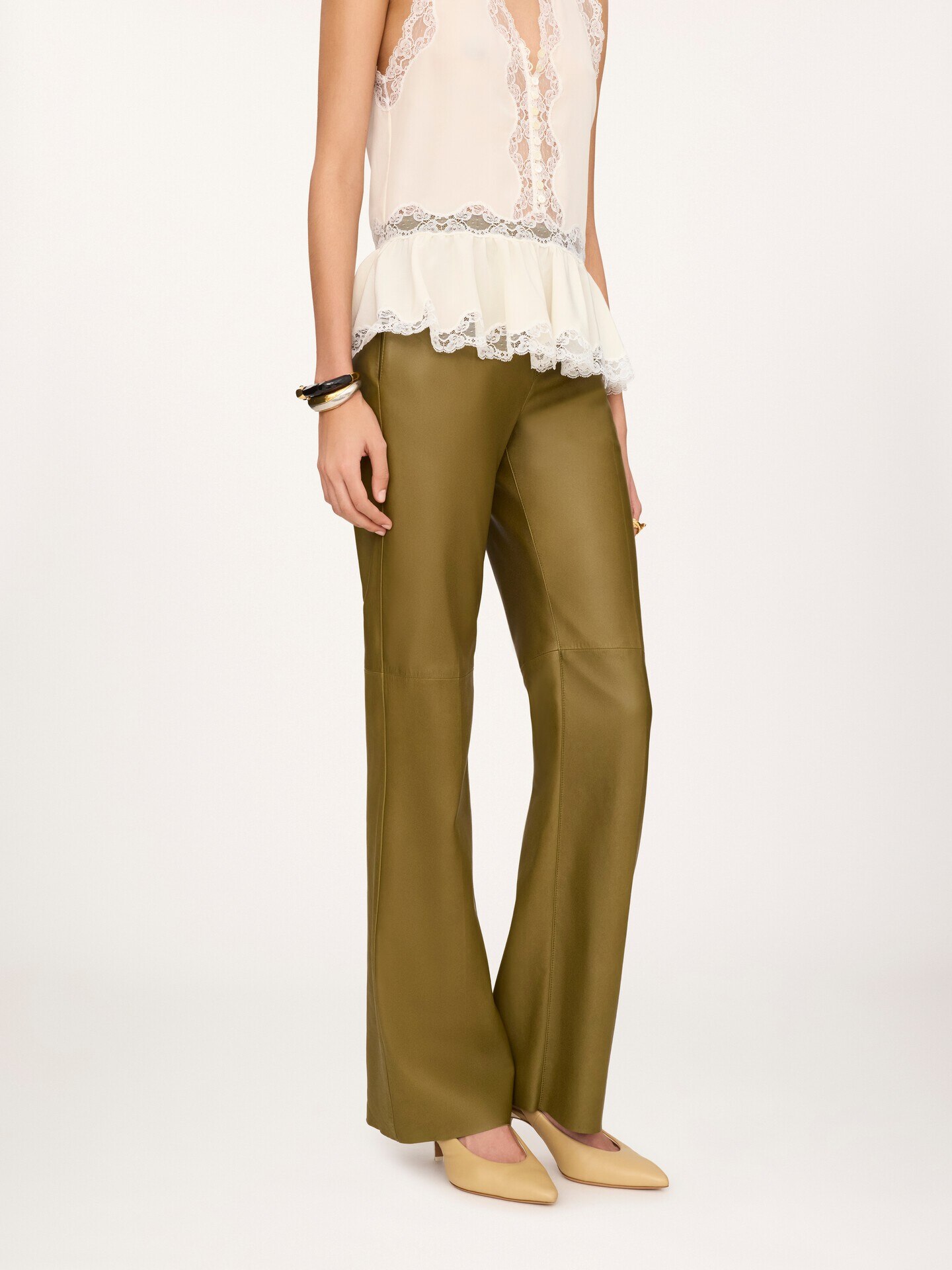 Straight trousers in leather - 3.0