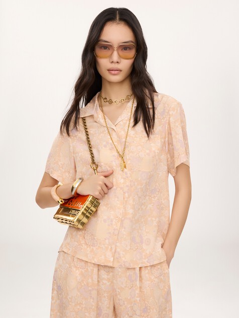 Short-sleeve blouse in cr&ecirc;pe de chine
