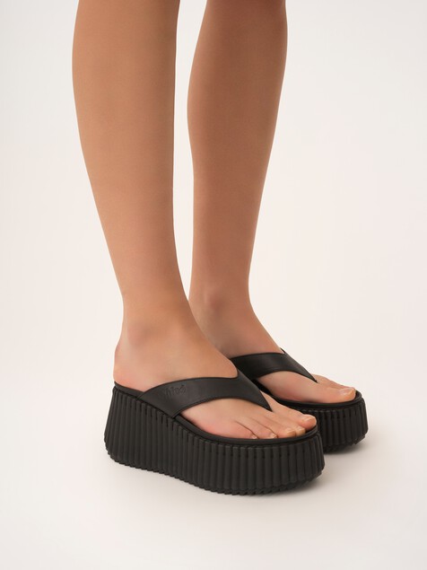Nama wedge slide