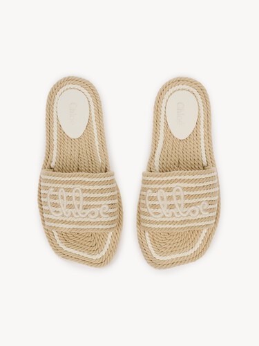Chlo&eacute; Sand slide - 4