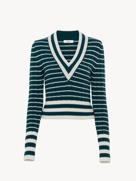 Pull col V ajusté en maille de laine mérinos