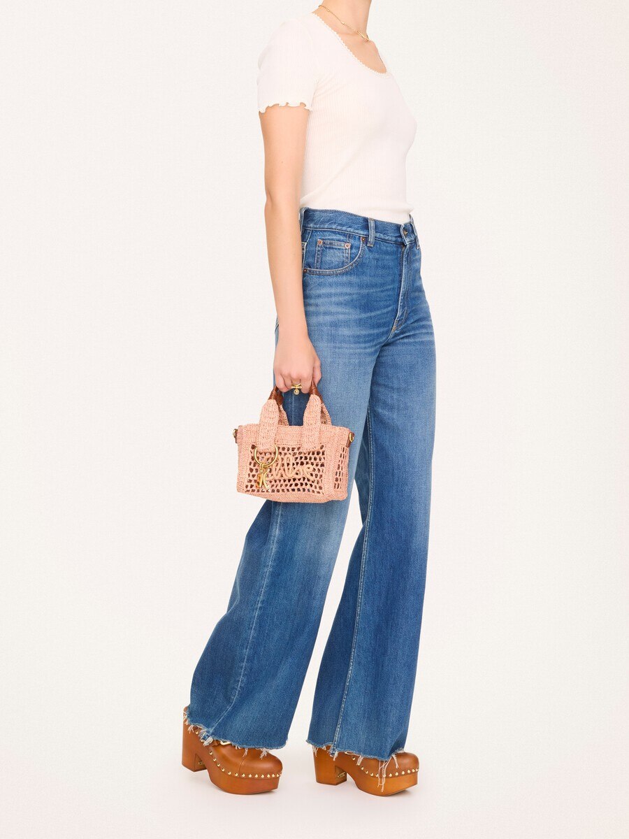Summer Banana East-West Mini-Tote Bag aus geflochtenen Fasern - 8