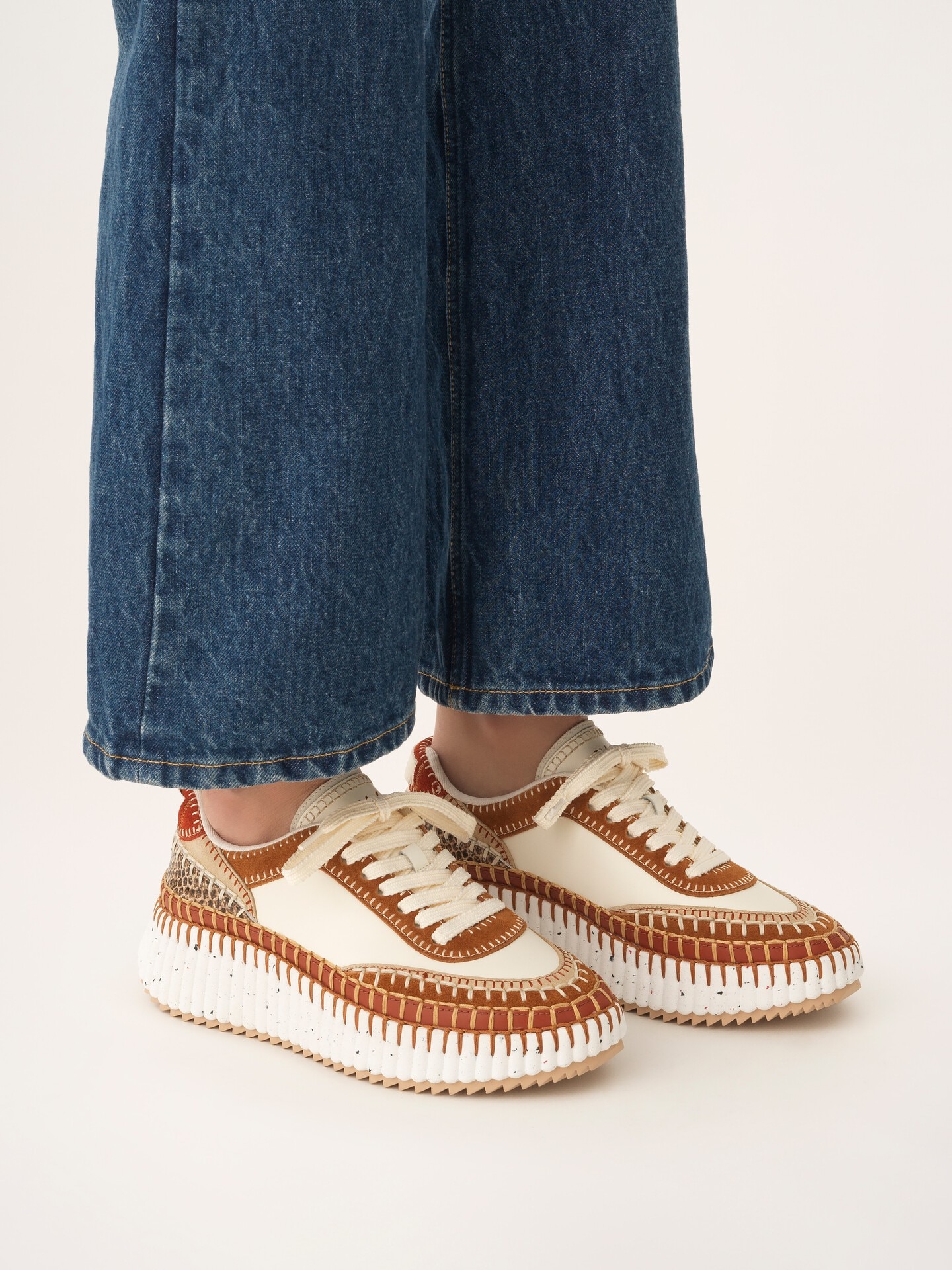 Nama sneaker - 3