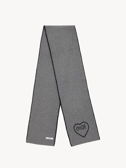 The Chlo&eacute; Encoeur scarf in wool & cashmere