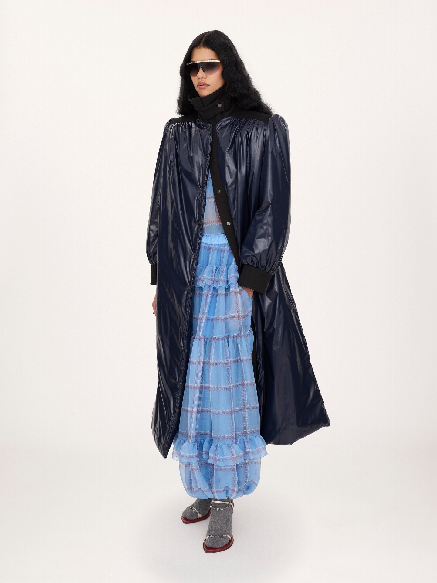 Long utilitarian coat in shiny nylon - 3.0