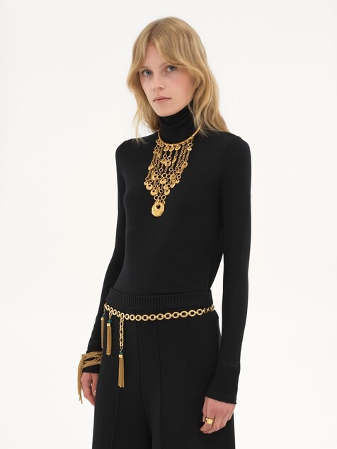 Pull col roul&eacute; ajust&eacute; en maille de laine