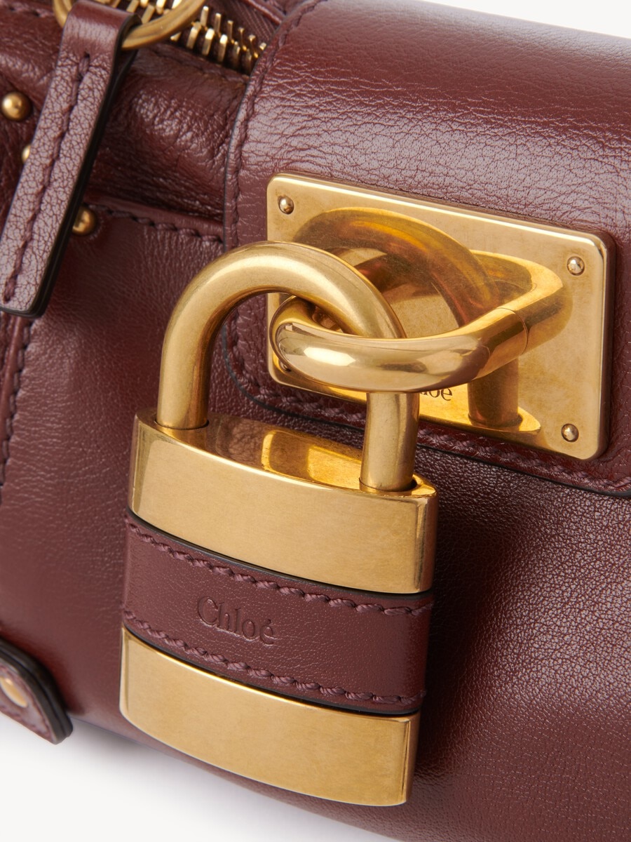 Small Paddington chain bag in grained leather - 7