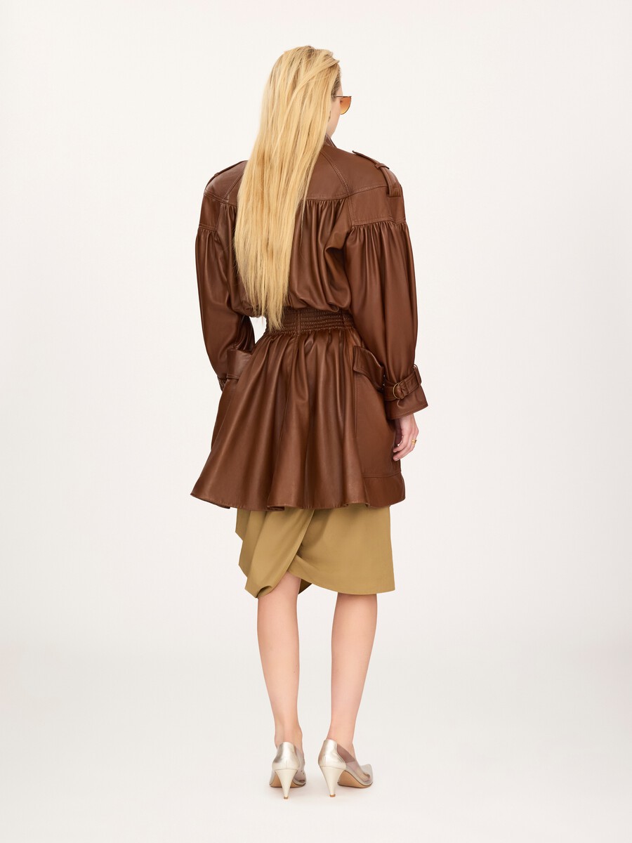 High-neck puff-sleeve coat in leather - 4