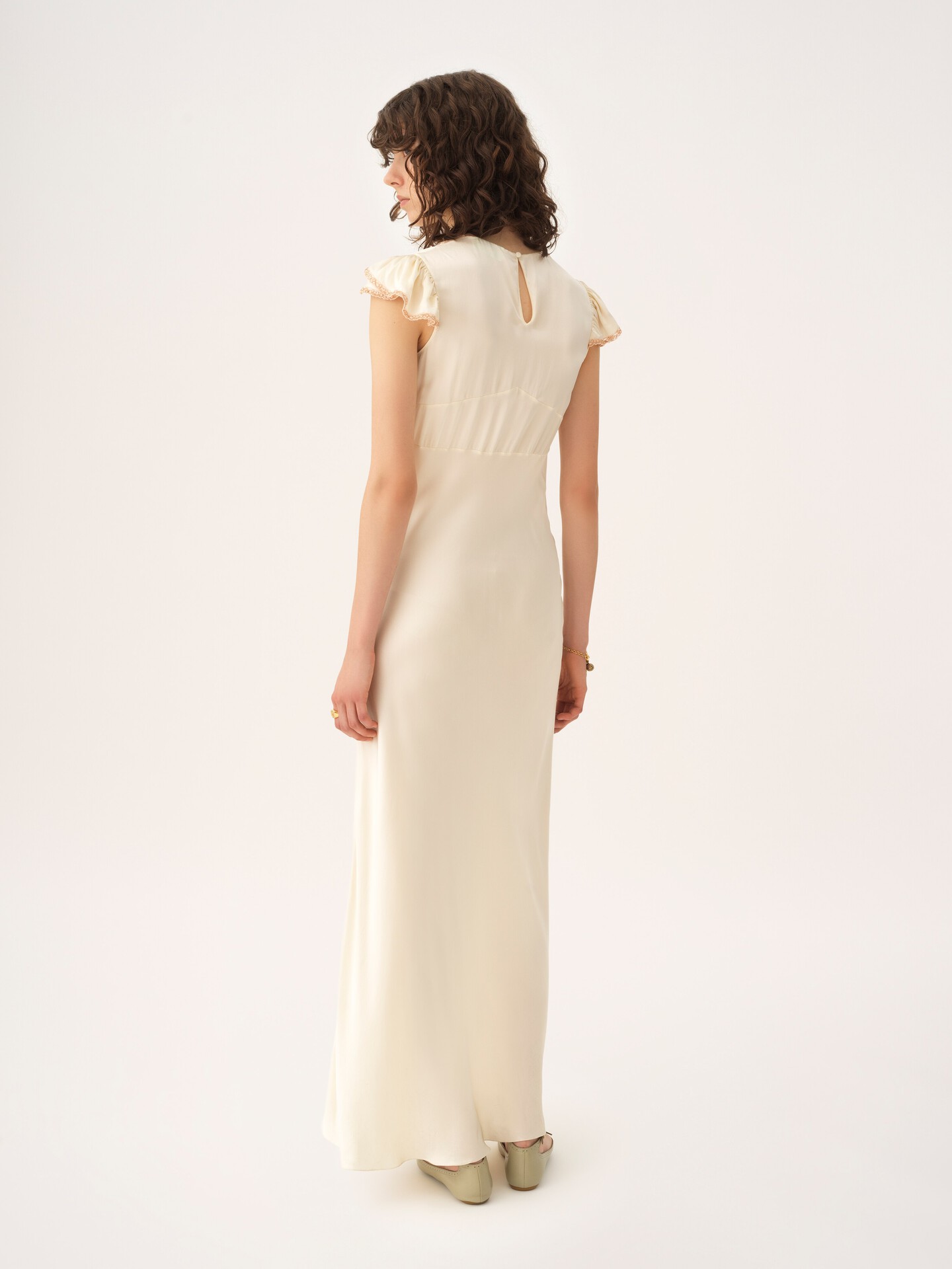 Cap-sleeve column dress in washed silk satin & lace - 6
