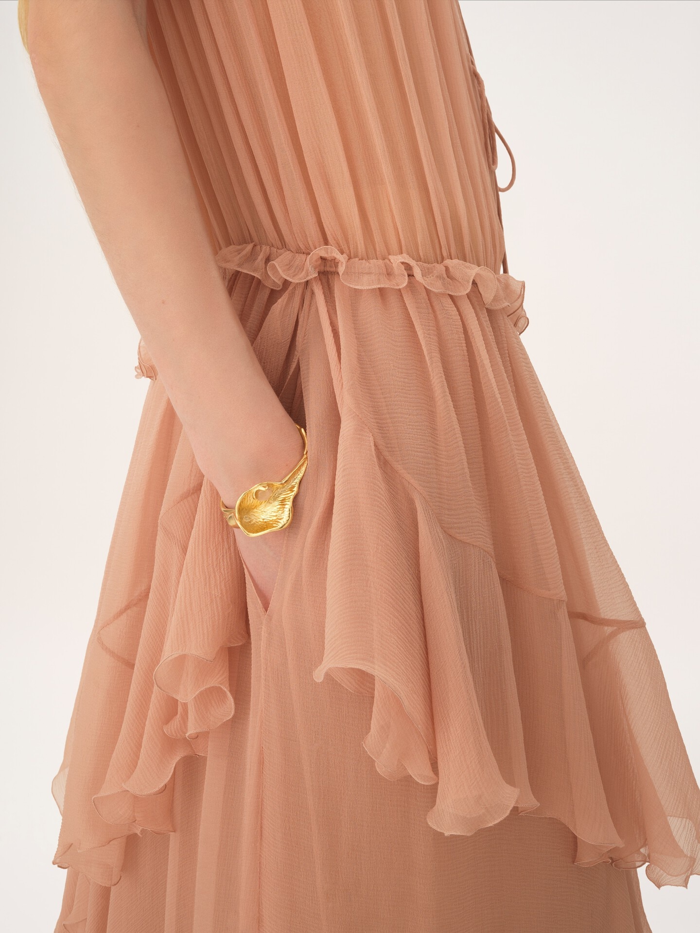 The Chlo&eacute; Flower Soul cuff - 3