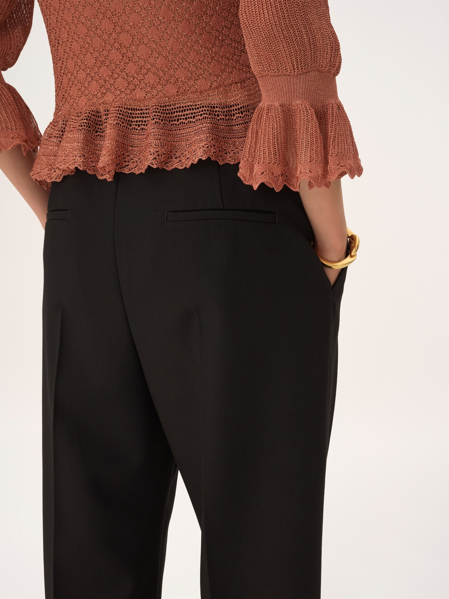 Pantalon tailleur taille haute en gabardine de laine - 7