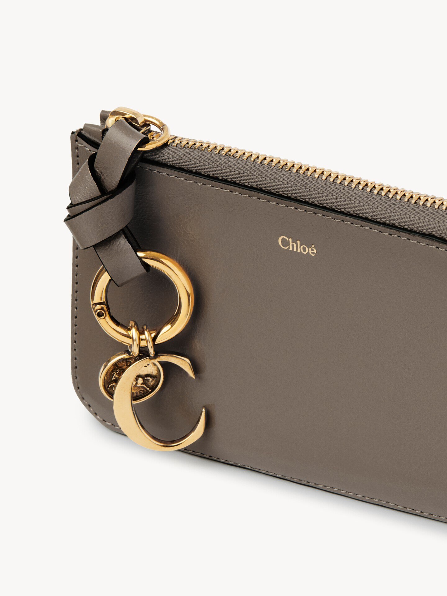 Porte-cartes et monnaie Alphabet en cuir brillant - 6