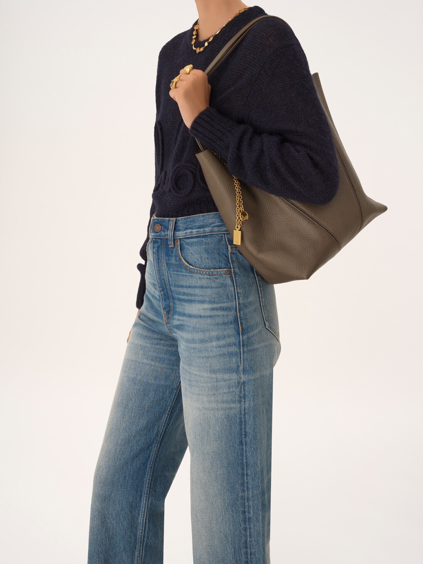 Chlo&eacute; Spin tote bag in grained leather - 3.0