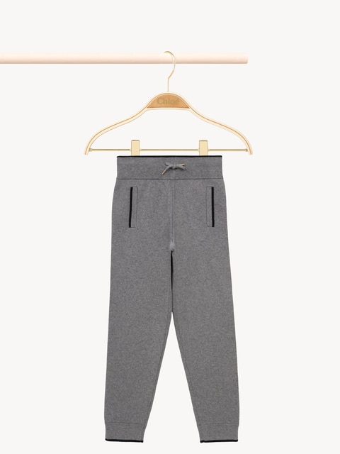 MEDIUM_GREY