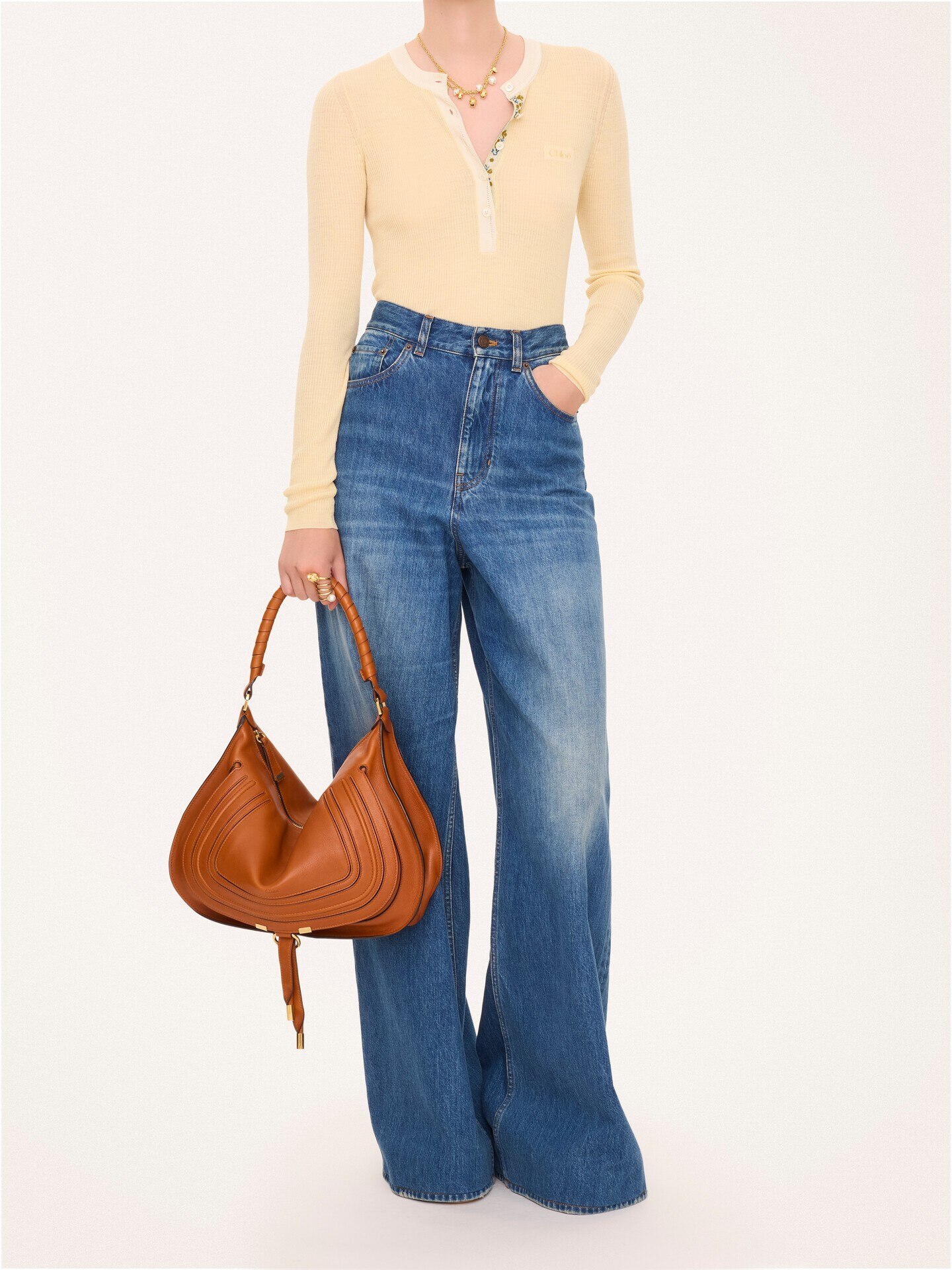 Marcie shoulder bag in soft leather - 7.0