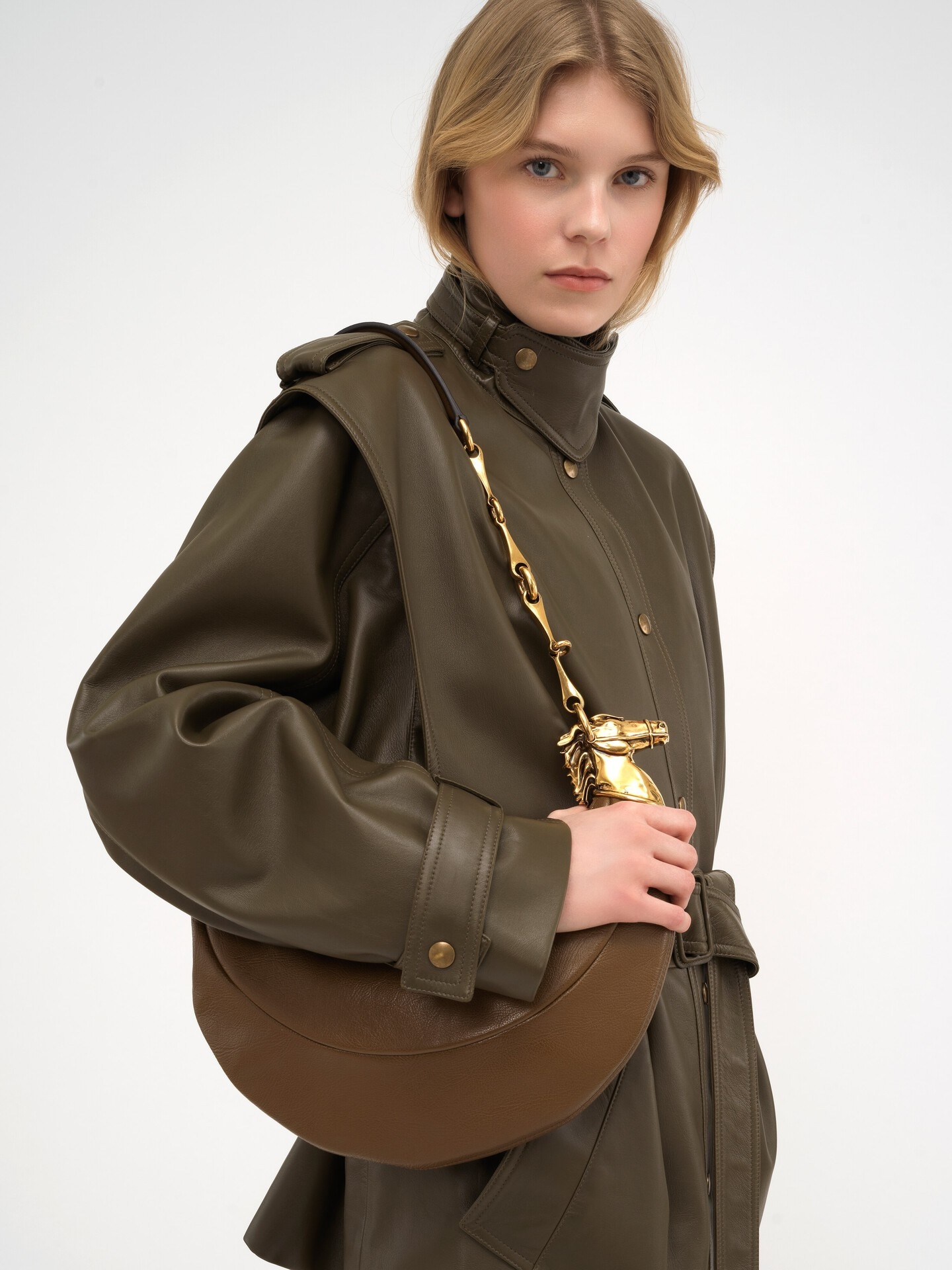 Chain Horse shoulder bag in soft leather - 8