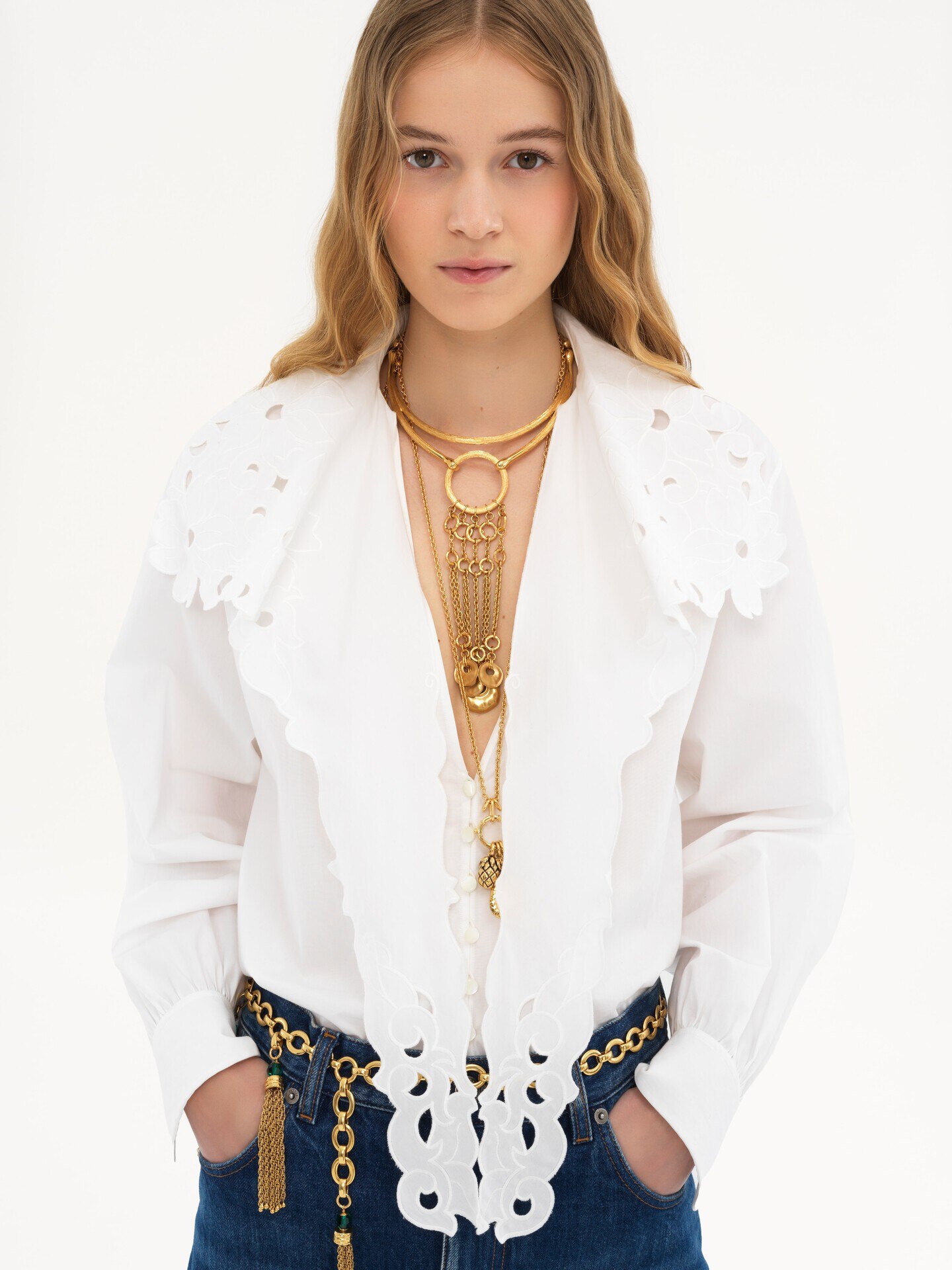 Embroidered lavallière shirt in cotton poplin - 6