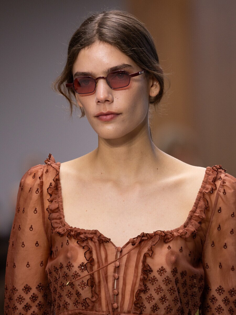 Look 39 - 2