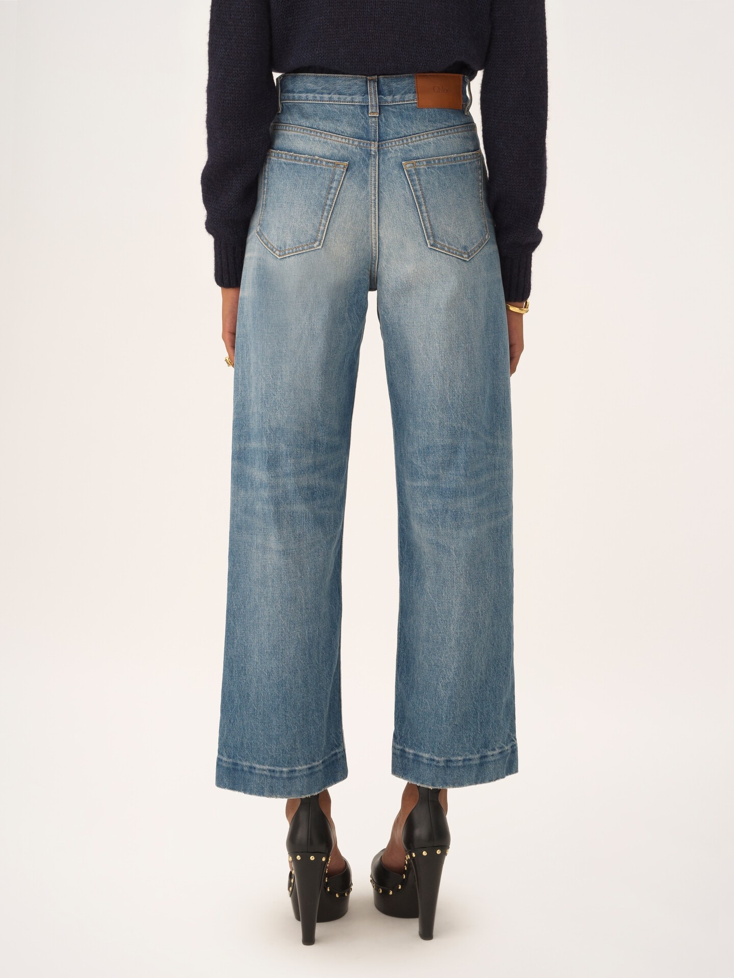 High-rise cropped jeans in denim - 4.0