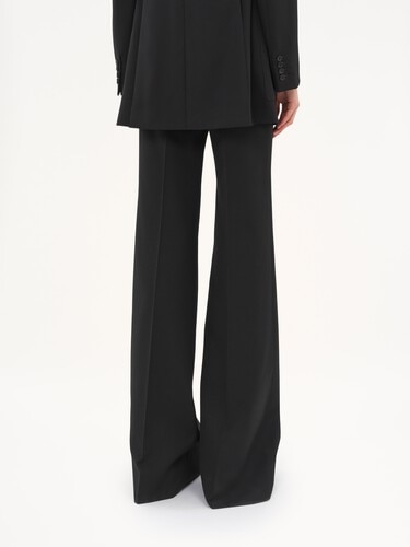 High-rise flared trousers in wool grain de poudre - 8