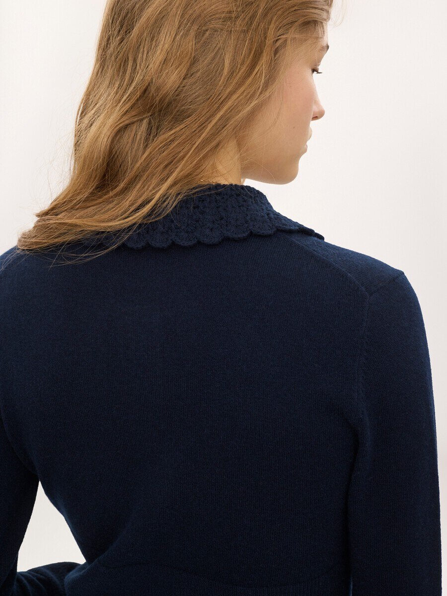 Fitted logo cardigan in a wool knit - 7