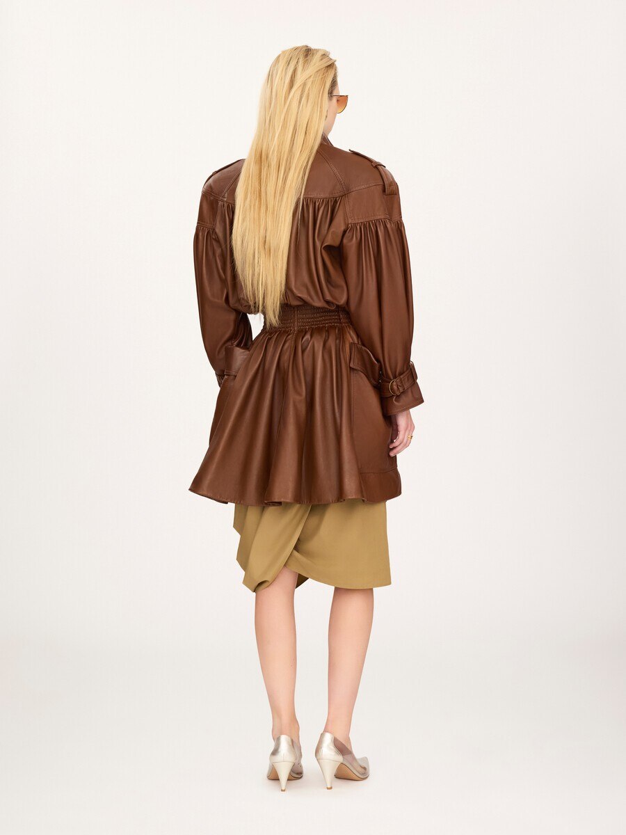 High-neck puff-sleeve coat in leather - 4