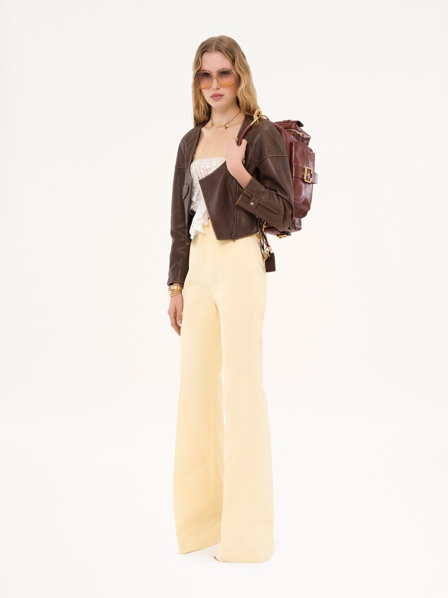 Cropped scoop-neck jacket in leather - 3