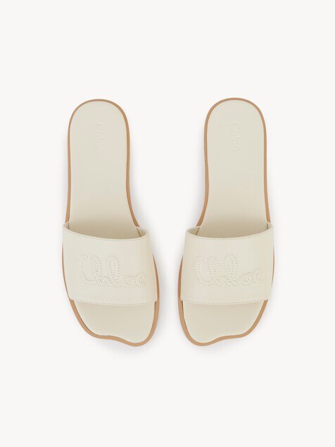 Chlo&eacute; Soleil slide