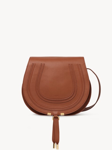 Bolso saddle Marcie de cuero granulado