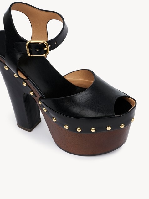 Meret platform clog