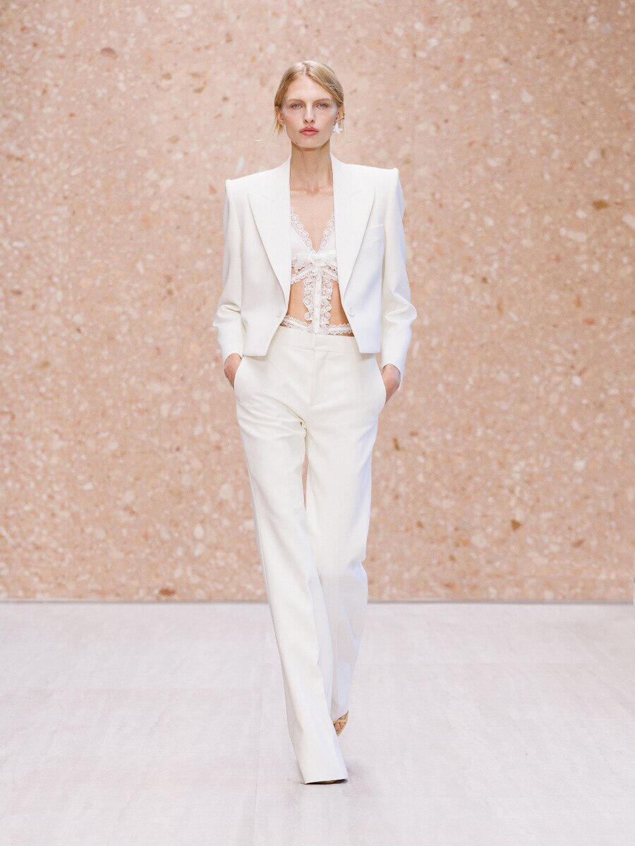 Look 49 - 1