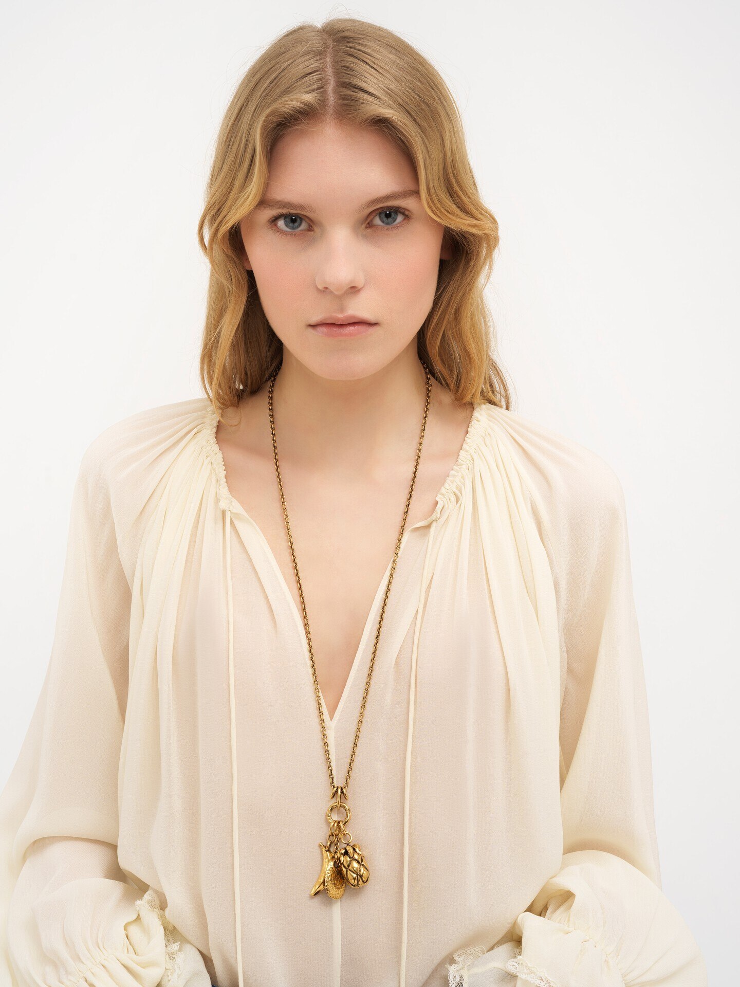 Gathered V-neck top in silk georgette - 5.0