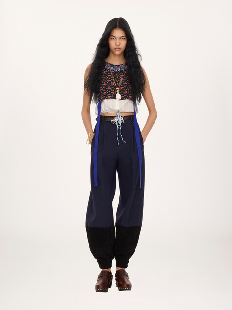 High-rise barrel pants in wool cr&ecirc;pe & suede leather
