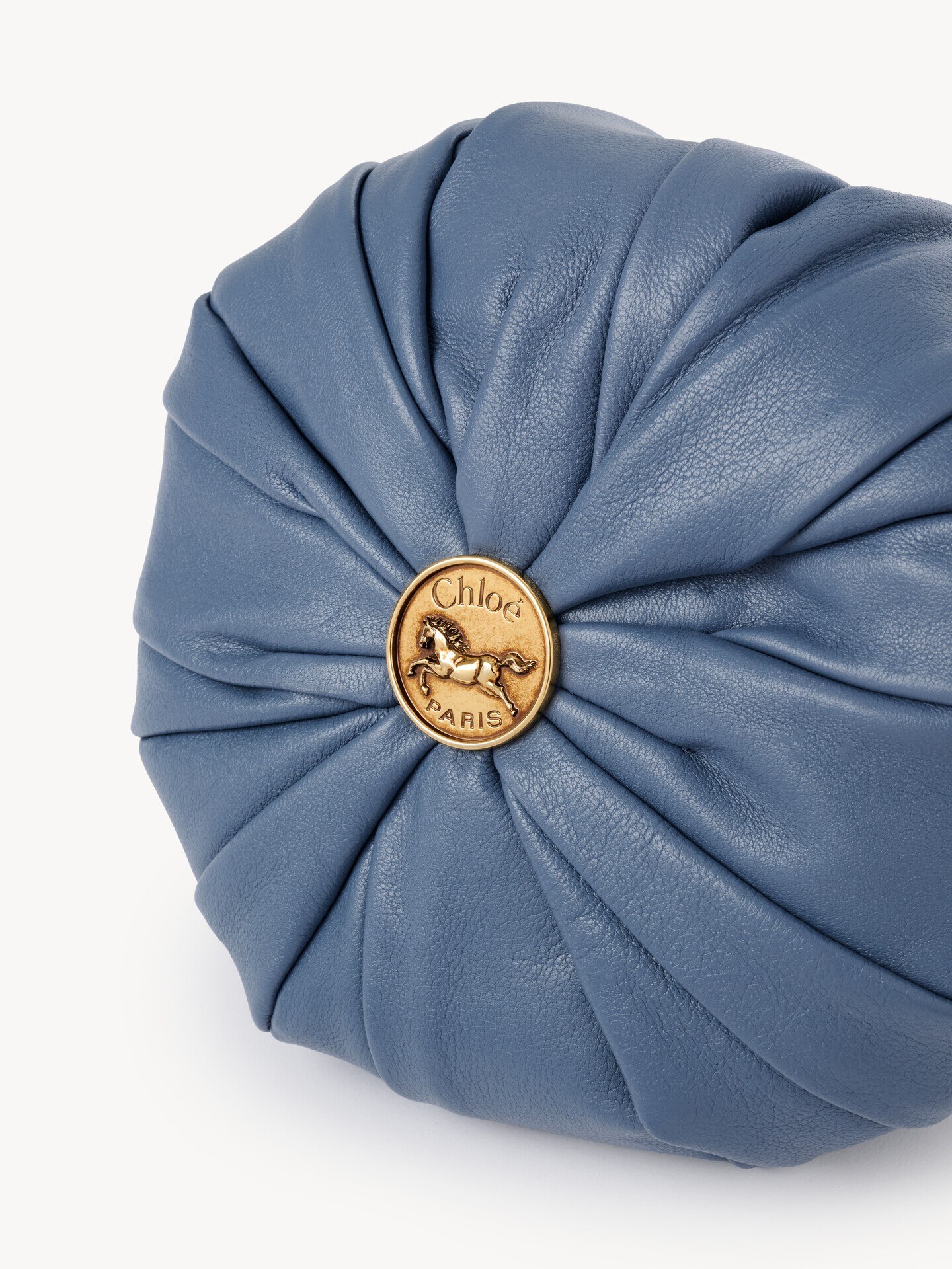 Chlo&eacute; Pliss&eacute; shoulder bag with chain in pleated leather - 7