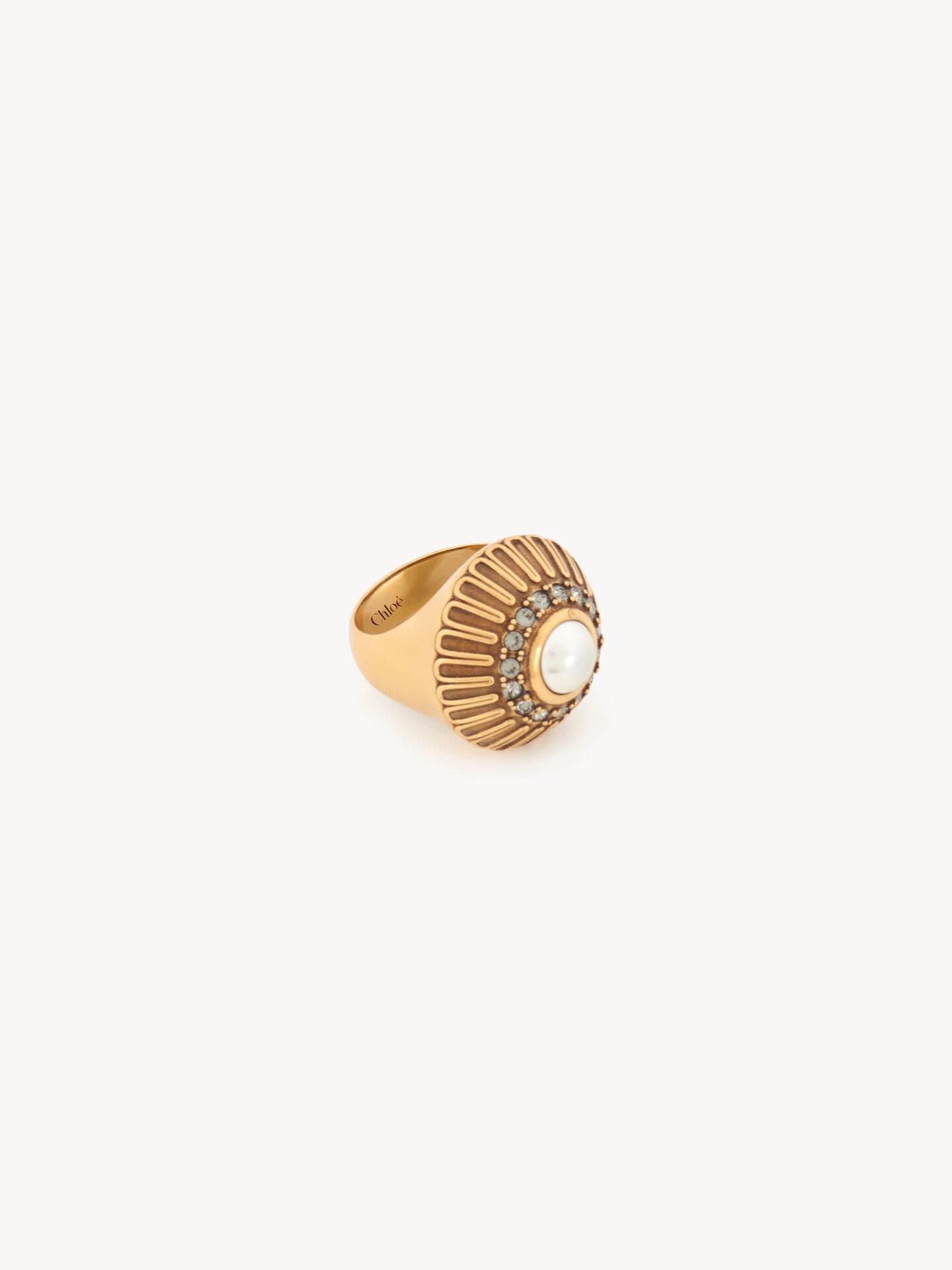 Ch&acirc;teau Treasures Ring - 1.0