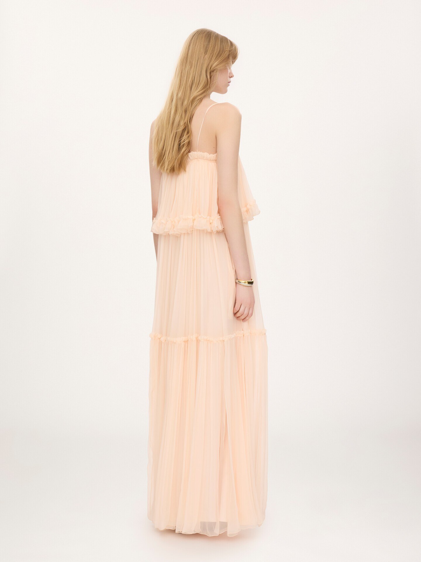 Robe longue &agrave; fines bretelles en mousseline de soie - 5