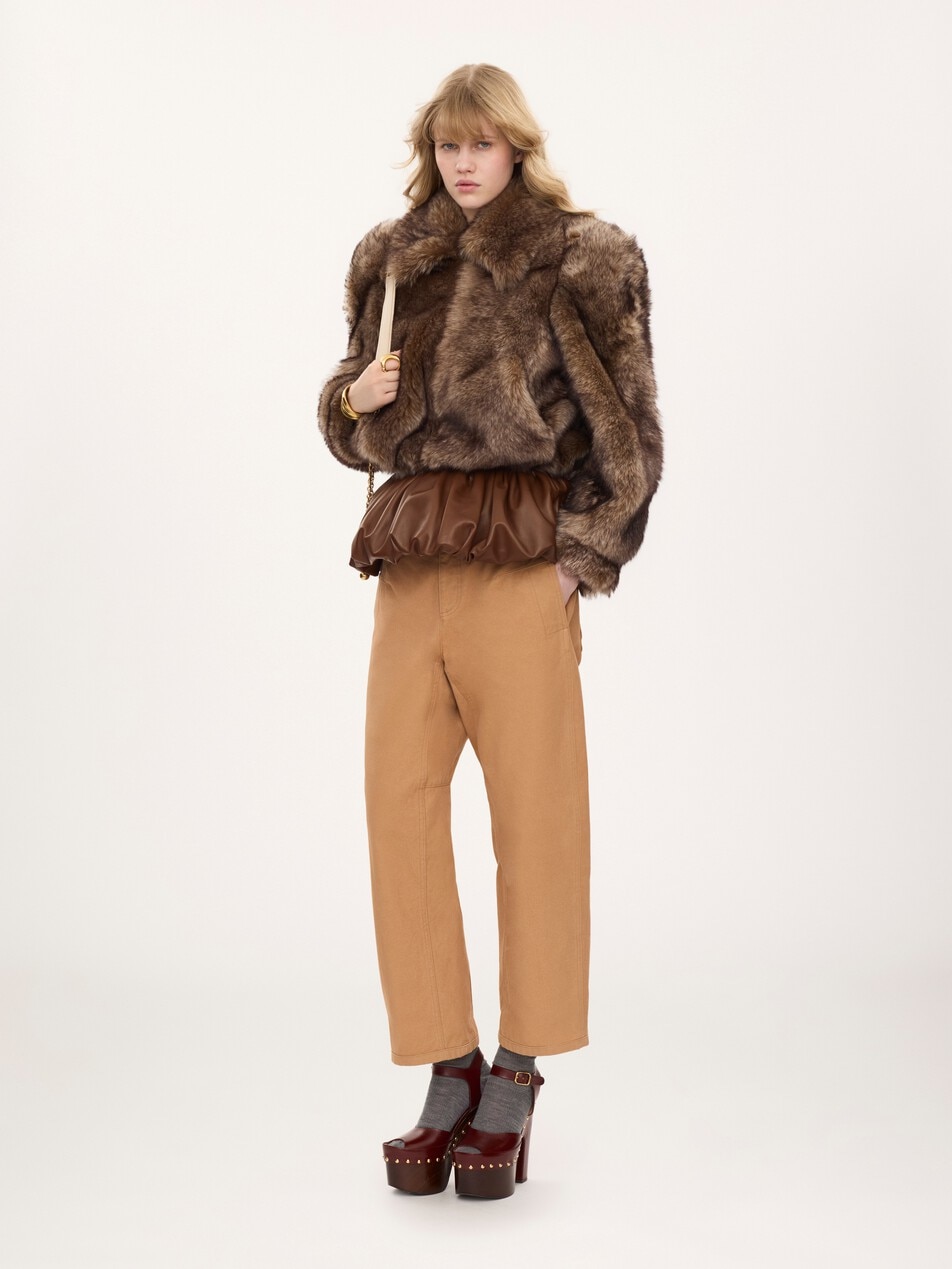 Cropped jacket in shearling