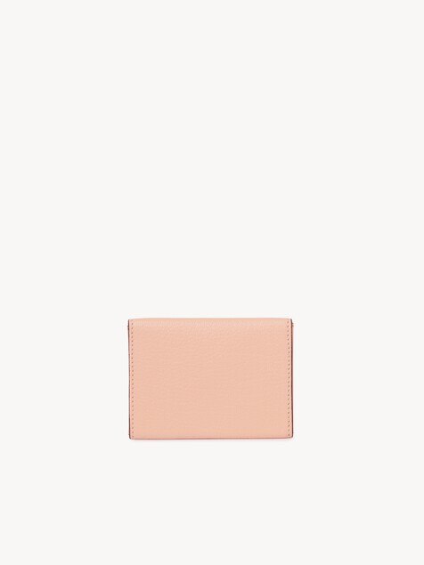 Envelope card holder in grained leather