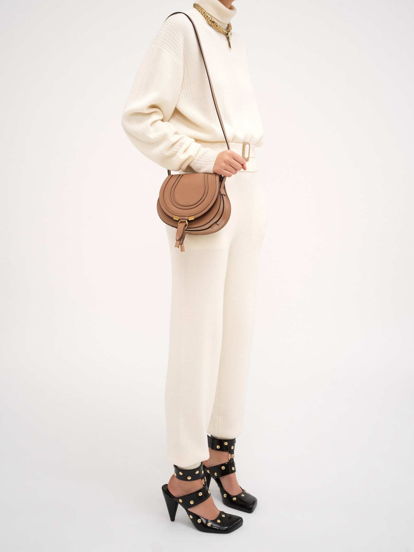 Borsa saddle Marcie piccola in pelle lucida - 9