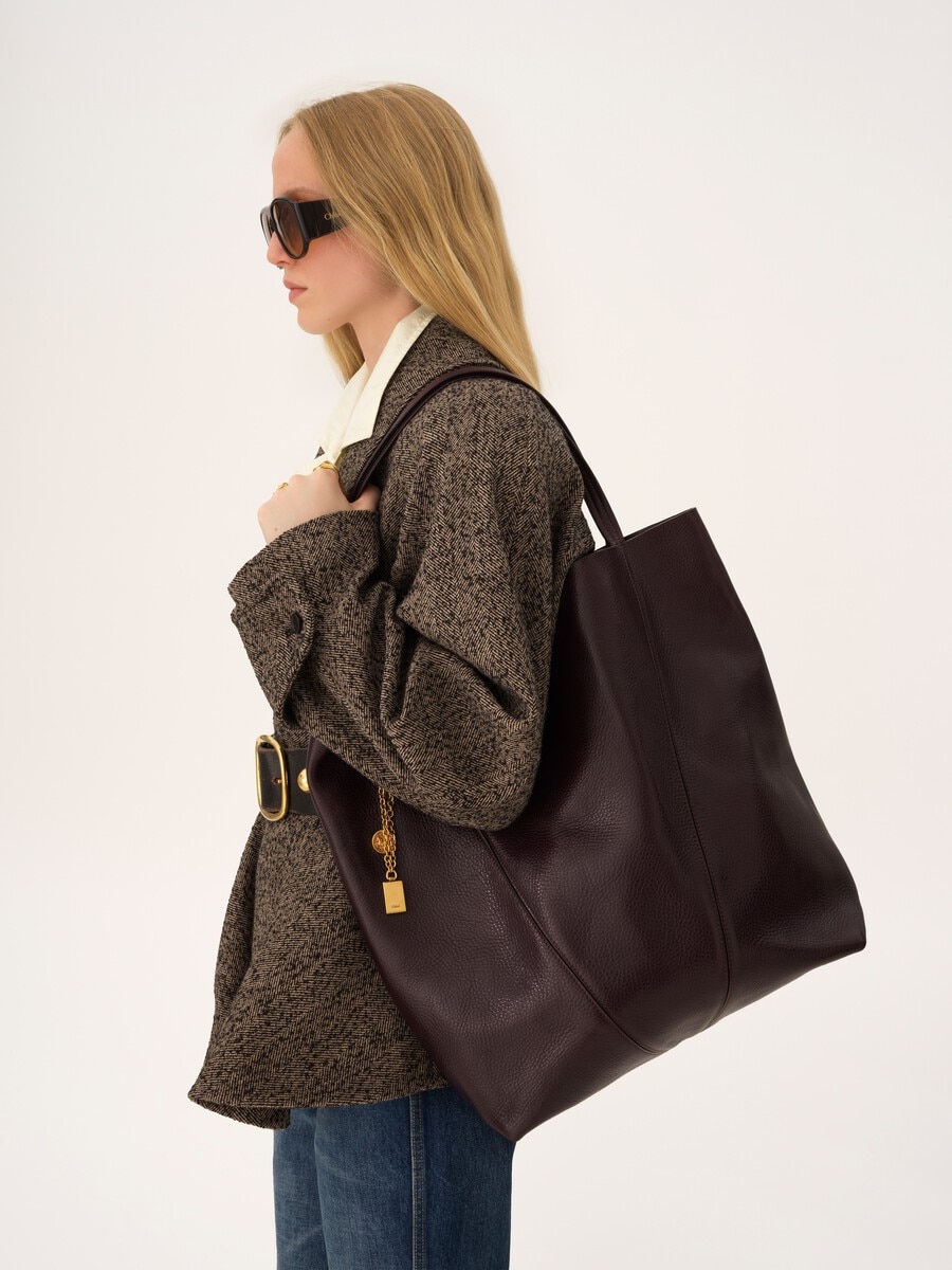 Large Chlo&eacute; Spin tote bag in grained leather - 2