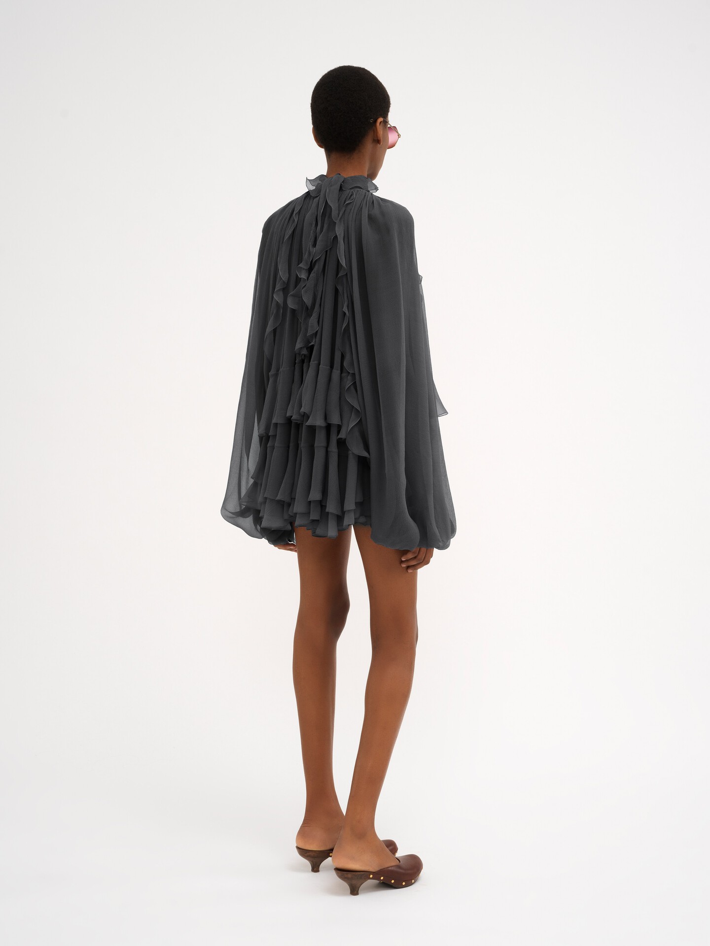 Cape-Minikleid aus Seidenmusselin - 4