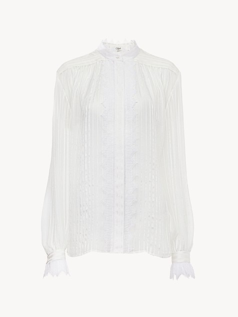 Blouse fronc&eacute;e en mousseline de soie et dentelle