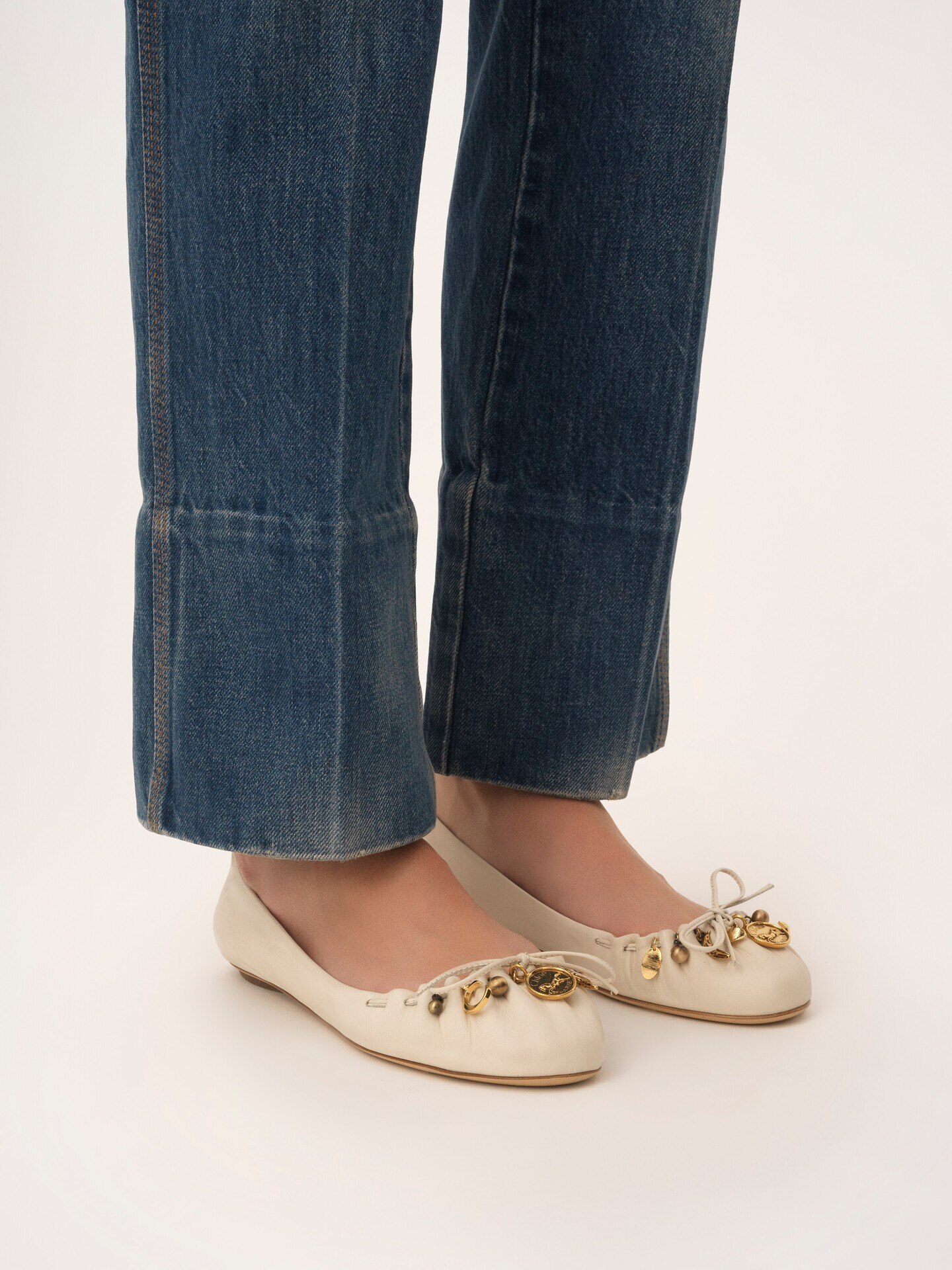 Chlo&eacute; Charms ballerina - 3
