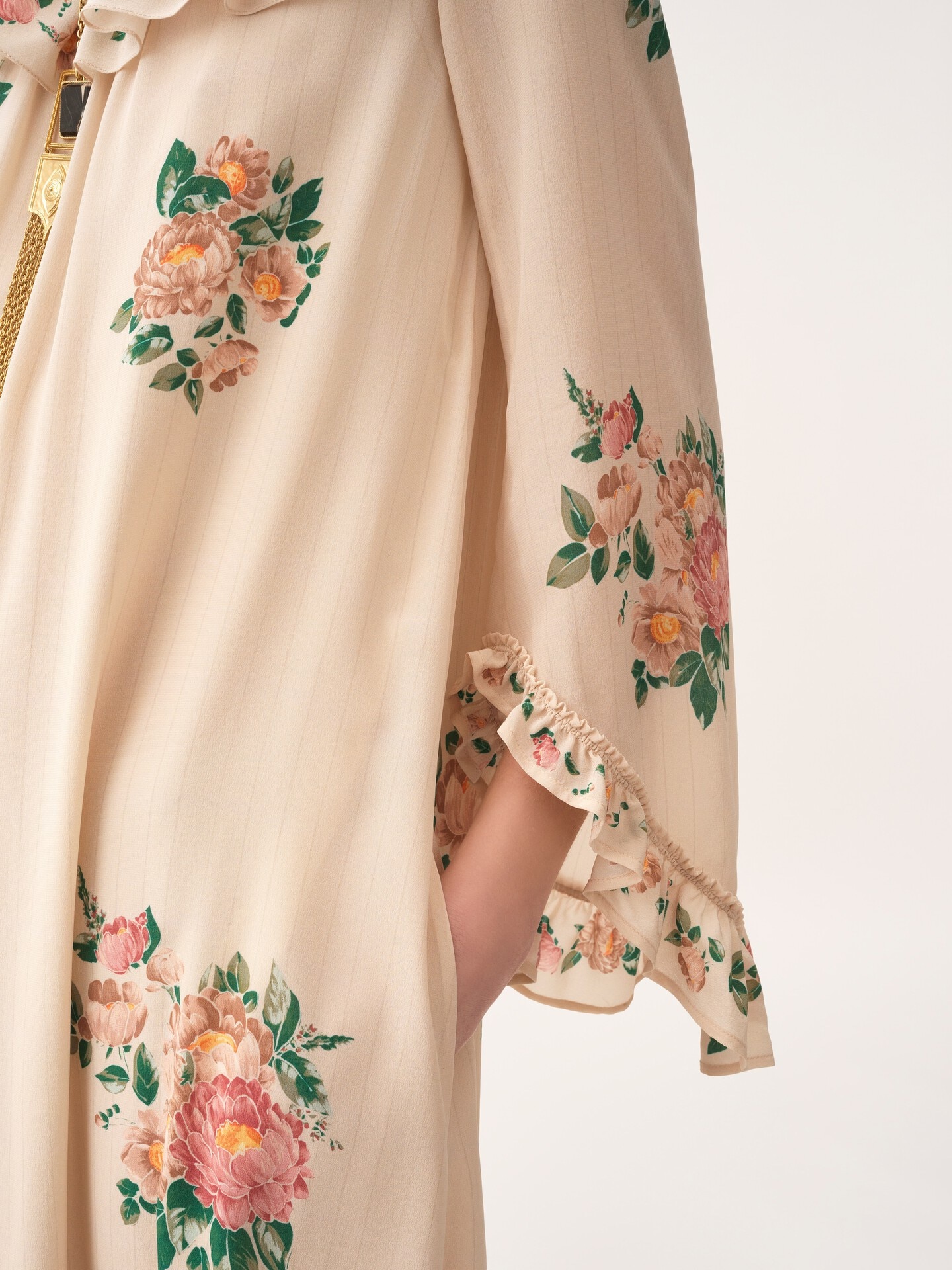 Square-neck ruffled long dress in crêpe de chine - 8